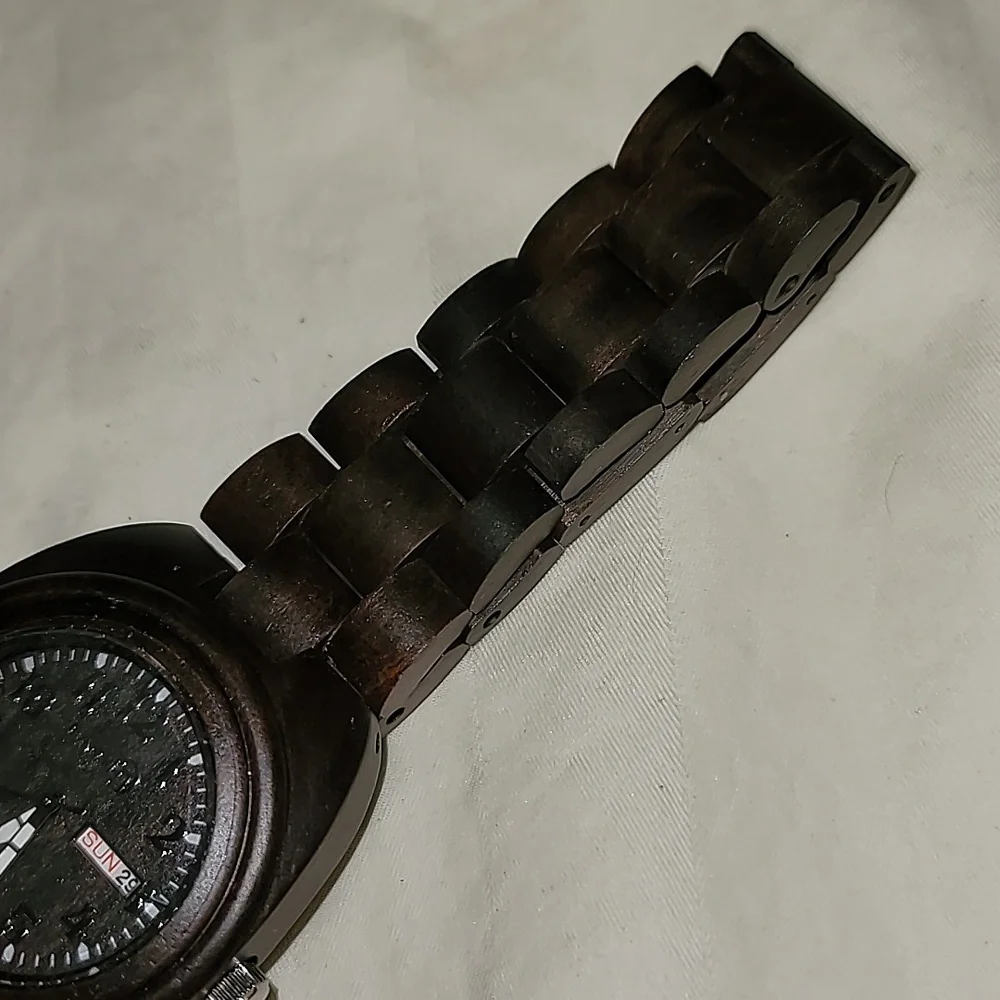 NEW‎ Earth Eco-Friendly Men's Wood Wrist Watch W/Day & Date Runs-BD-27